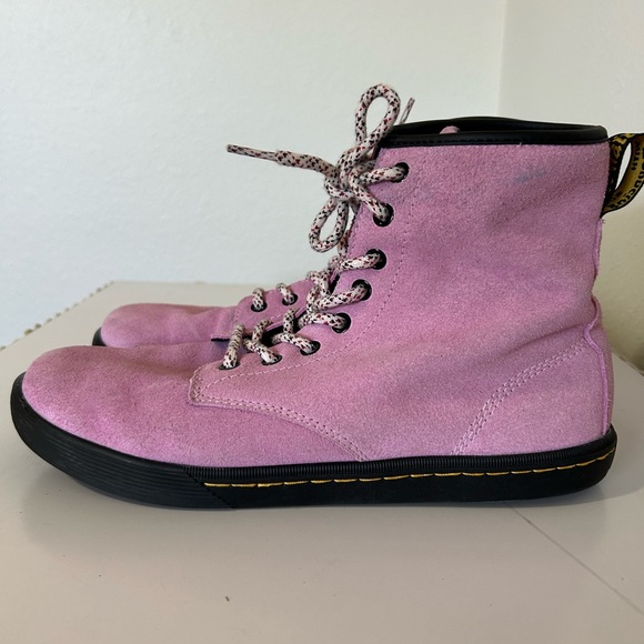 Dr. Martens Women’s Sheridan Pink Suede Lace Up Boots. Size 11. - Picture 9 of 13